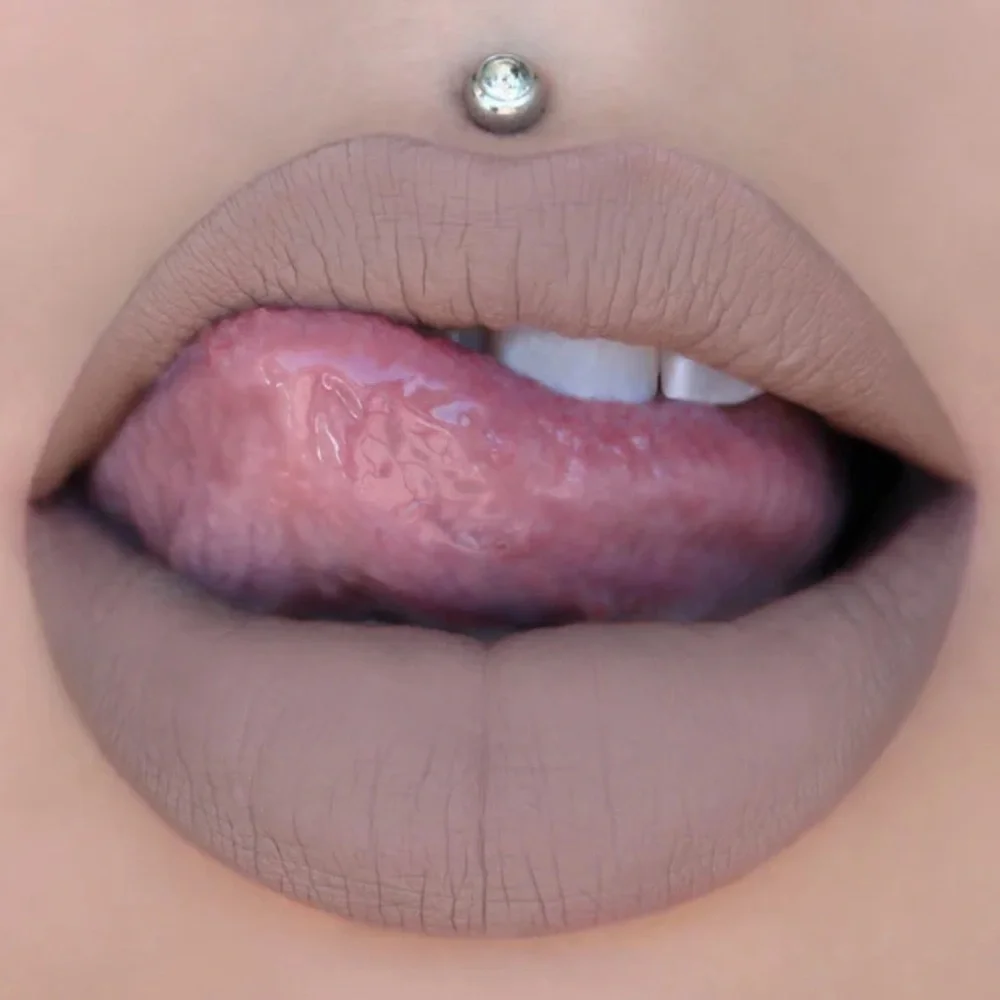 JEFFREE STAR - POSH SPICE Velour Liquid Lipstick Full Pigmented Lip color